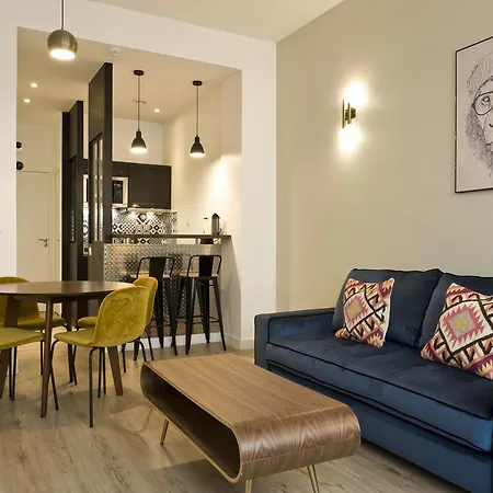 아파트 Pick A Flat - Rue De Navarin Apartment / Place Saint Georges *